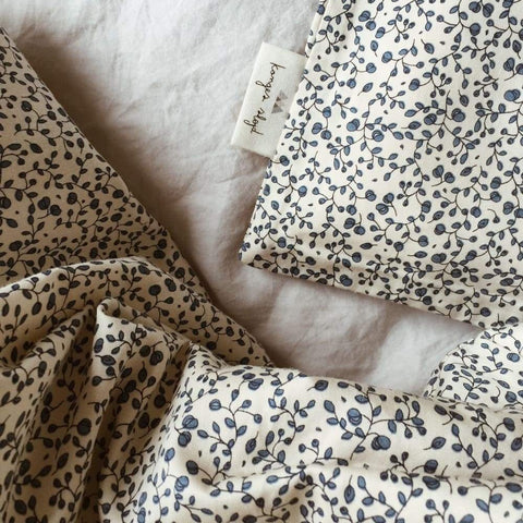 Konges Sløjd Bedding- Blue Blossom Mist